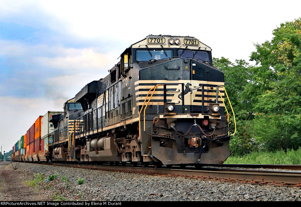 NS 7701 on 296